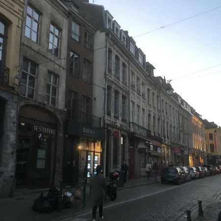 67 Rue De La Monnaie